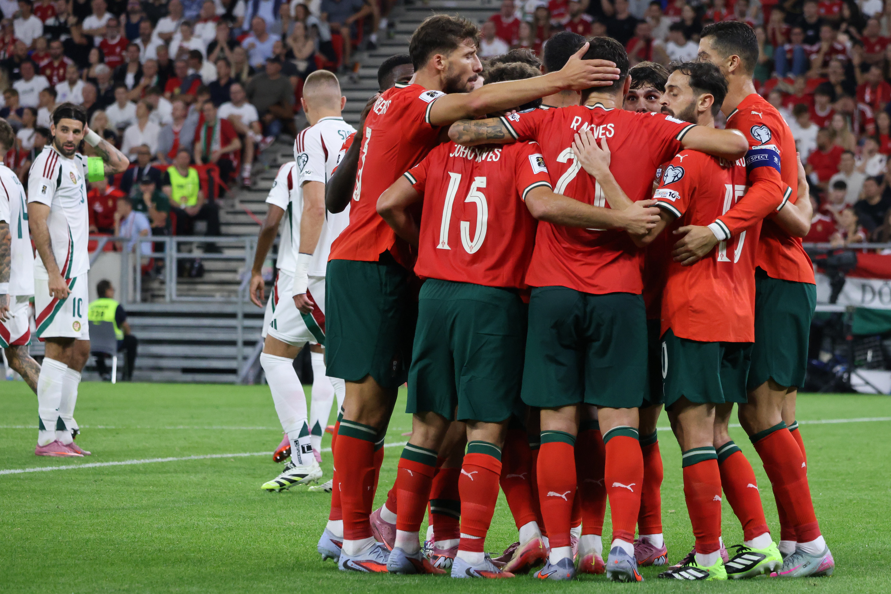 包含转会期葡萄牙体育临场应变:世预赛节点到来,态度坚定,赛程密集仍需轮换的词条 包含转会期葡萄牙体育临场应变:世预赛节点到来,态度坚定,赛程密集仍需轮换的词条