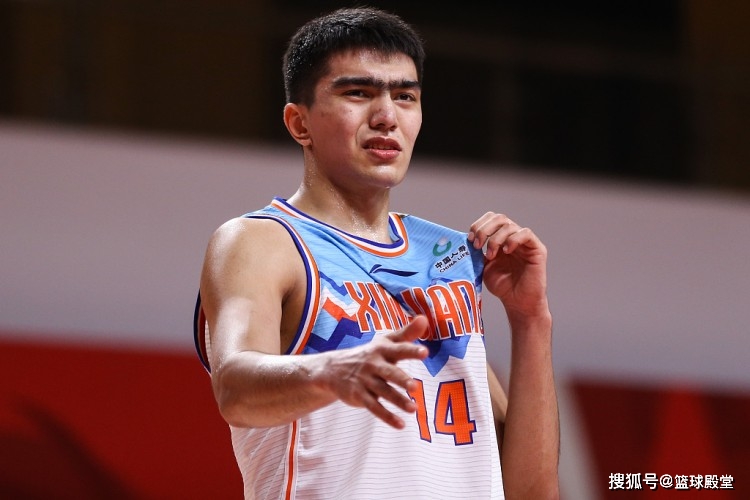 塞外朱雀队鏖战川蜀战狼队,自行车邀请赛小胜,替补奇兵立功。年轻人站出来了(九州奇士定向赛最新消息最新) 塞外朱雀队鏖战川蜀战狼队,自行车邀请赛小胜,替补奇兵立功。年轻人站出来了(九州奇士定向赛最新消息最新)