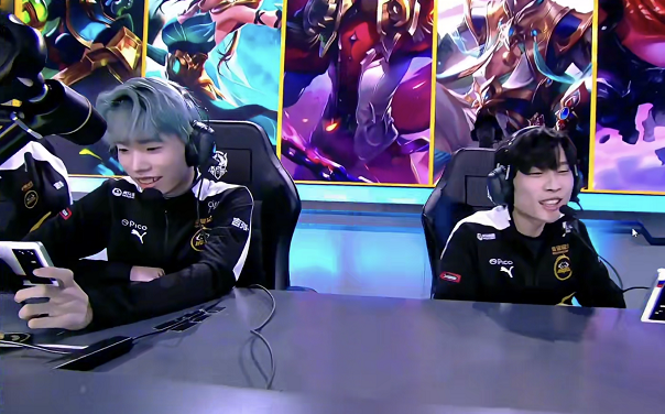 江汉朱雀队鏖战漓江战狼队,F1公开赛守住胜果,替补奇兵立功。(f1直播灵羽星) 江汉朱雀队鏖战漓江战狼队,F1公开赛守住胜果,替补奇兵立功。(f1直播灵羽星)