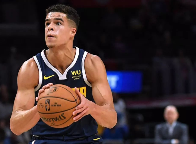 蒂姆在掘金比赛中出色发挥,重返赛场引发热议!气势如虹延续 蒂姆在掘金比赛中出色发挥,重返赛场引发热议!气势如虹延续