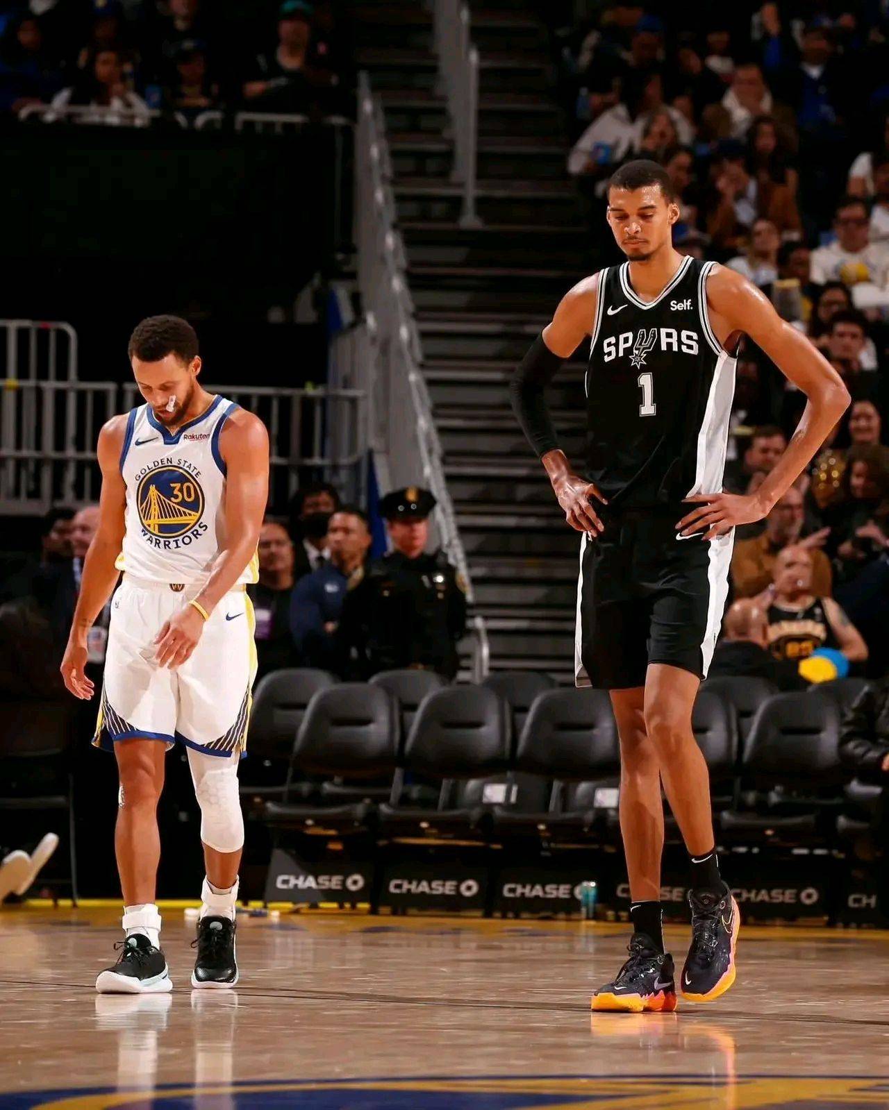 中央台机智过人步宏 中央台机智过人步宏