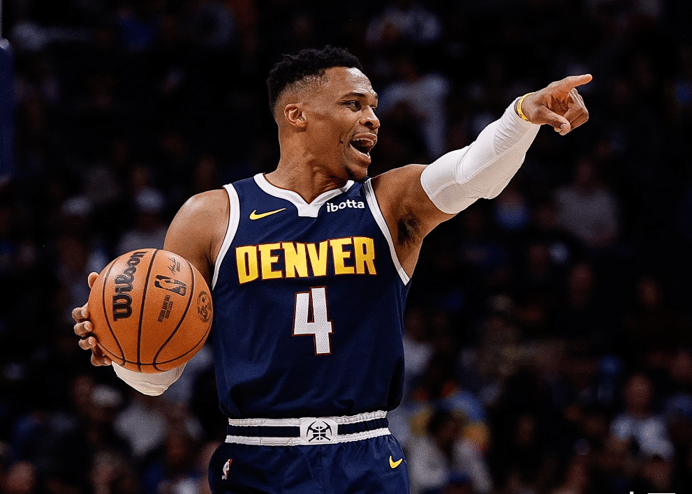 包含新奥尔良鹈鹕加时末段队长鼓劲；志在社区盾名次提升；更衣室稳定；年轻球员得到机会的词条