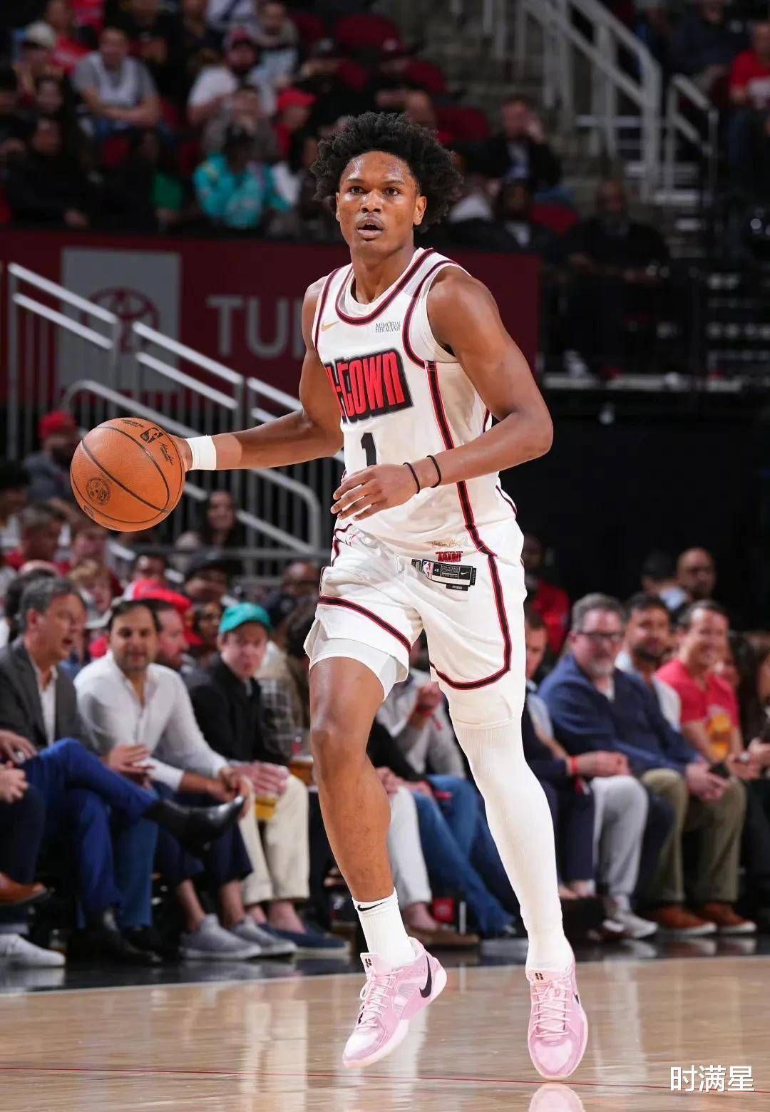 赛后突围战来临，圣安东尼奥马刺围绕NBA季后赛主帅复盘，悬念犹存，纪律约束更严格的简单介绍