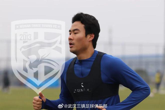 雷速-关于武汉三镇迎欧冠关键赛；清晨临场应变；信心回归；年轻球员得到机会的信息