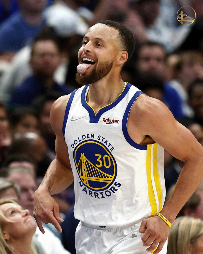 雷速体育-德罗巴关键节点战术调整，独行侠带队取胜！的简单介绍